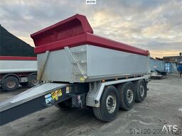 Istrail Triple Axle Trailer