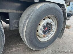 Istrail Triple Axle Trailer