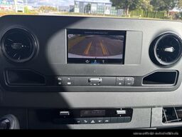 MERCEDES-BENZ Sprinter 215 CDI FWD AHK/KAMERA/KLIMA Navi/Klima