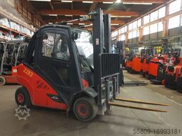 Linde H25T-02 // Triplex // Hubhöhe 5,51m // Seitenschie