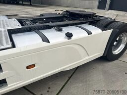 DAF CF 450 FT EURO 6 VOORAS 9 TN