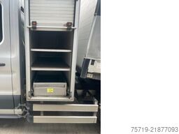 Ford Transit 2,2 Doka 7-Sitze