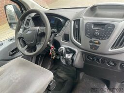 Ford Transit 2,2 Doka 7-Sitze