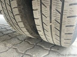 Ford Transit 2,2 Doka 7-Sitze
