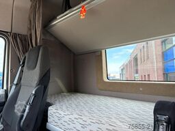 DAF XF 460 FT Spacecab / Euro 6 / NL Truck