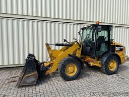 CATERPILLAR 906M / 2019 BJ / 2.570 H