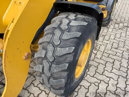 CATERPILLAR 906M / 2019 BJ / 2.570 H