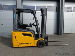 Jungheinrich 1,6t EFG216 TRIPLEX SS Batterie 92%