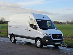 MERCEDES-BENZ SPRINTER 317 L2H2 LED MBUX10 RWD!