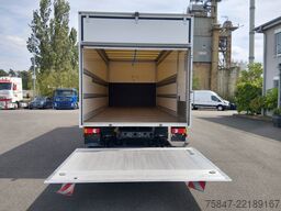 Iveco EuroCargo ML 75 E 19/P LBW Türe im Koffe