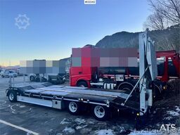 Fliegl DTS 300 Machinery Trailer – Hydraulic Ramps