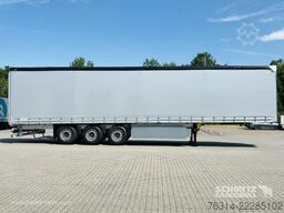 Schmitz Cargobull Curtainsider Standard Getränke