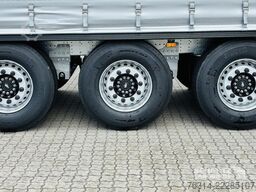 Schmitz Cargobull Curtainsider Standard
