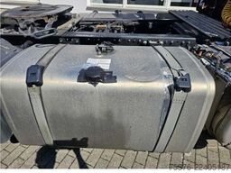 MAN TGX 18.520 Retarder Unfallschaden