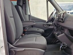 MERCEDES-BENZ 10 Sprinter Lord Light 22 Sitzer Vorlauffahrzeug