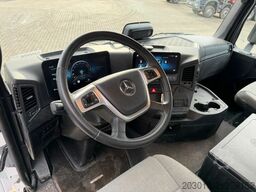 MERCEDES-BENZ AROCS 3548 8x4 Euro 6 Meiller Kipper Bordmatik