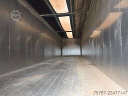 REISCH 65 cbm Schubboden, Lift, SAF Scheibe