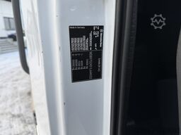 Mercedes-Benz Atego 1022 4x2 Kühlkoffer+HB / Swiss-Vehicle