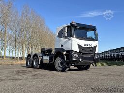 Iveco T-Way AT720T47TH Tractor Head (10 units)
