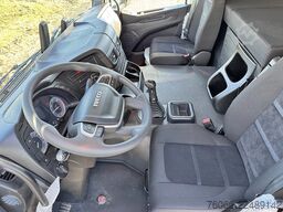 Iveco T-Way AT720T47TH Tractor Head (10 units)