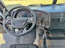 Iveco T-Way AT720T47TH Tractor Head (10 units)