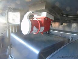 Scania P230 + carrier supra 950 + euro 5 + lift