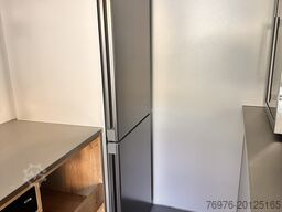 Mercedes-Benz Foodtruck, Imbisswagen, Food Truck mit neuer Küche und Ausstattung
