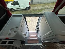 MAN Lions Coach R08 63 Sitze 3-Achsen 13.8m