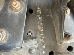 MERCEDES-BENZ Axor 1829 AK 4x4 / Winterplatte