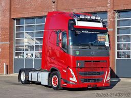 Volvo FH 13.500 Globetrotter XL - Low deck - I save -...