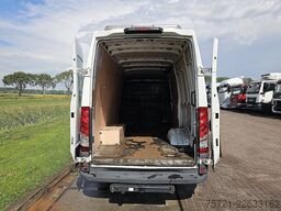 IVECO DAILY 35 C 18 3.0 L2H2