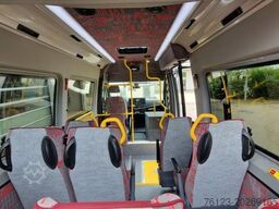 MERCEDES-BENZ 3 x Lagerfahrzeug Bürgerbus Niederflur 9 Sitze