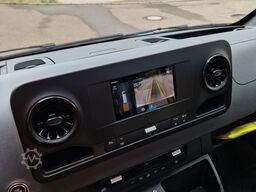 MERCEDES-BENZ 3 x Lagerfahrzeug Bürgerbus Niederflur 9 Sitze