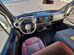 MERCEDES-BENZ 2 x Lagerfahrzeug Bürgerbus Niederflur 9 Sitze