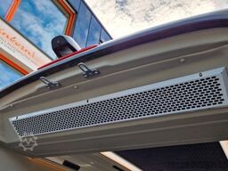 MERCEDES-BENZ 2 x Vorlauffahrzeug Bürgerbus Niederflur 9 Sitze