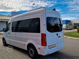 MERCEDES-BENZ 2 x Vorlauffahrzeug Bürgerbus Niederflur 9 Sitze