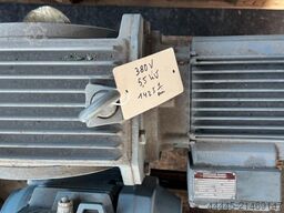 BAUER SG3-24/D1A4-253