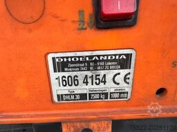 Volvo FE 250 4X2 E6  / SLEEPERCAB / AIRCO / STANDKACH...