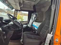 IVECO AS280X58Y/ PS ON Hiab FTR18 Funk AHK Bett Cam