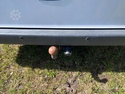 MERCEDES-BENZ Vito Kasten 109 CDI lang - AHK - 3 Sitze