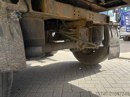 Schmitz SKO 18 + STUURAS + LOADLIFT + CARRIER