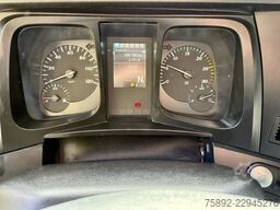 Mercedes-Benz Antos 1827 Carrier Supra 1150 / Euro 6 / LBW
