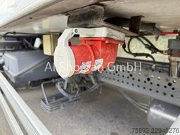Mercedes-Benz Antos 1827 Carrier Supra 1150 / Euro 6 / LBW