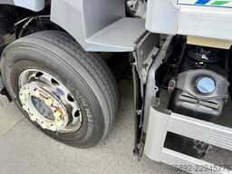 Mercedes-Benz Antos 1827 Carrier Supra 1150 / Euro 6 / LBW