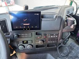 Volvo FMX 460 8x4 Tadano HK40