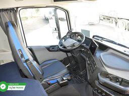 VOLVO FH 500 Globetrotter XL, Side Skirts