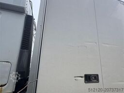 Iveco Stralis 360 4x2 box truck with full side opening.