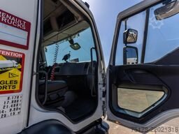 RENAULT D 18 250 DXI + HAYON
