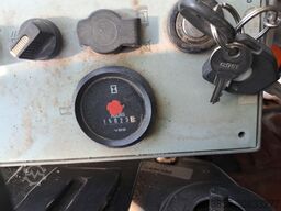 Sennebogen 850R with hydraulic rotating grapple