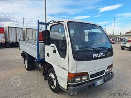 Isuzu NKR 77